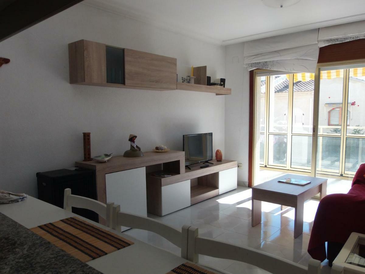 Cozzy Flat In A Quiet And Nice Area / Acogedor Apartamento En Zona Tranquila Y Agradable Apartment Cambrils Exterior photo